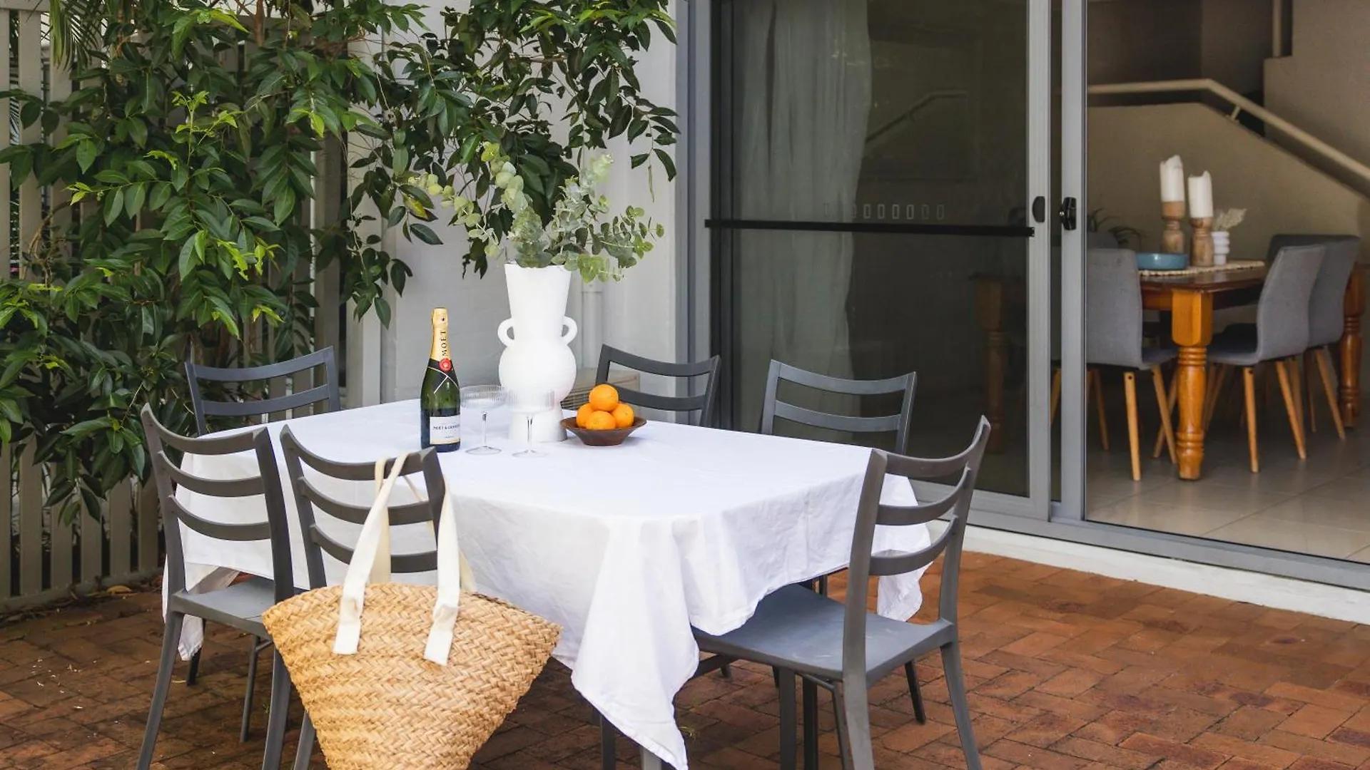 Appartement Spacious Noosa Parade Villa Walking Distance To Hastings St And Main Beach