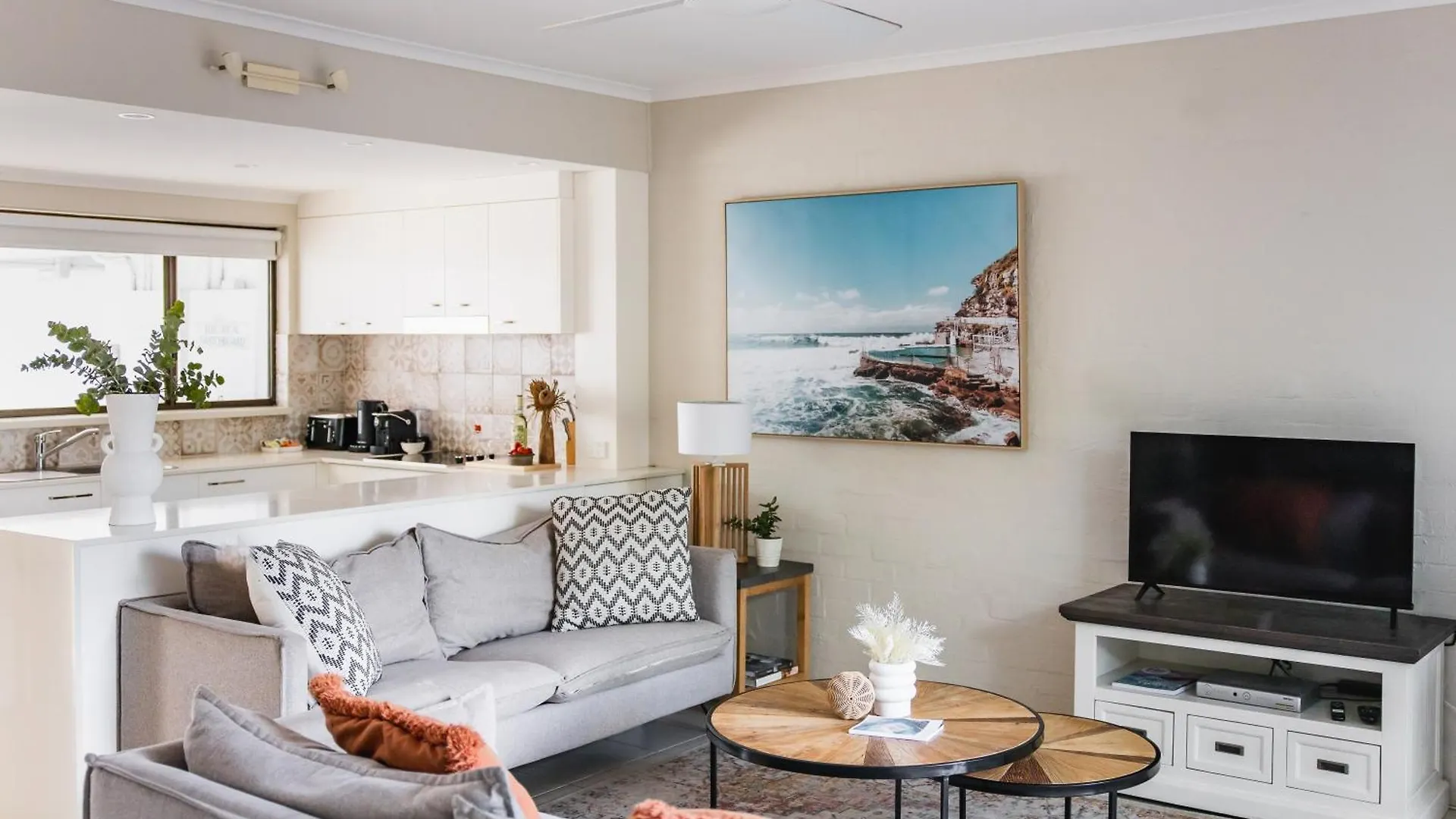 Spacious Noosa Parade Villa Walking Distance To Hastings St And Main Beach 0*, Noosa Heads Australie