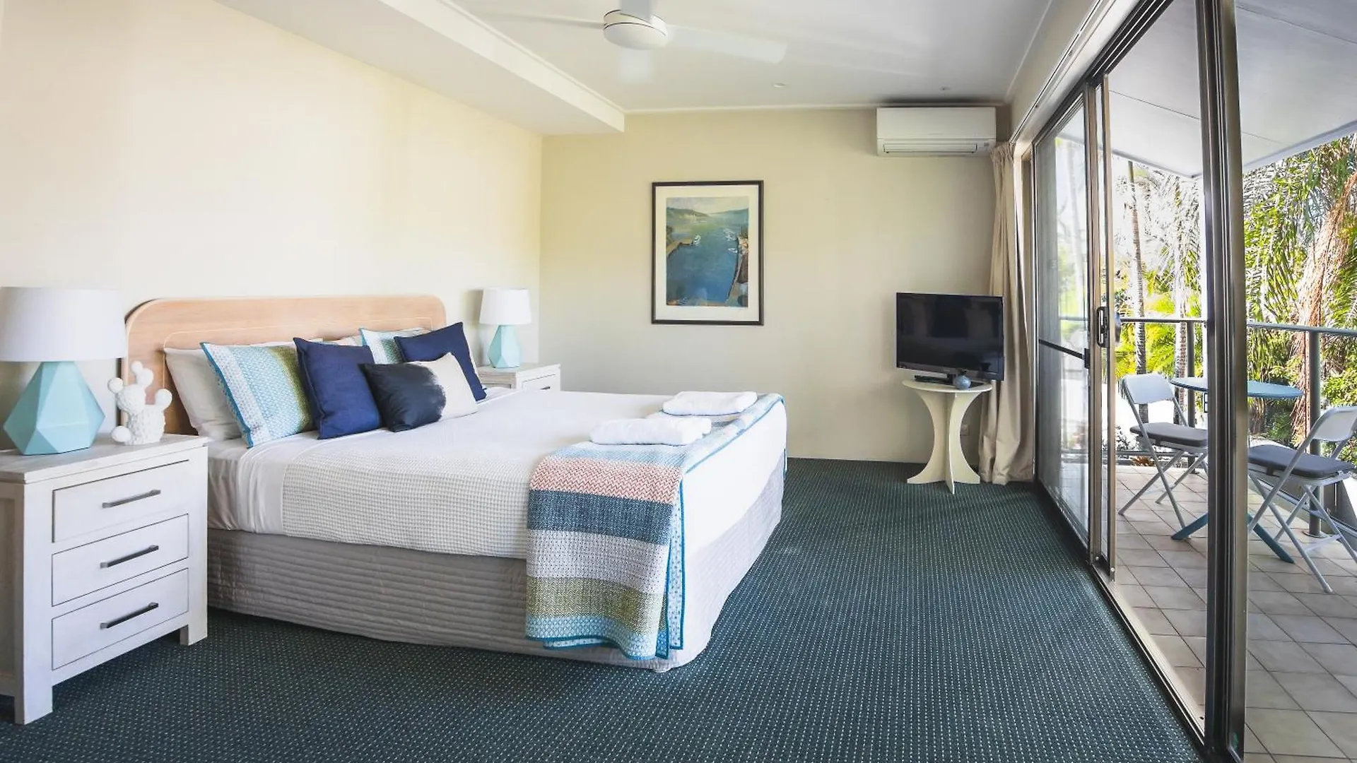 Spacious Noosa Parade Villa Walking Distance To Hastings St And Main Beach Appartement